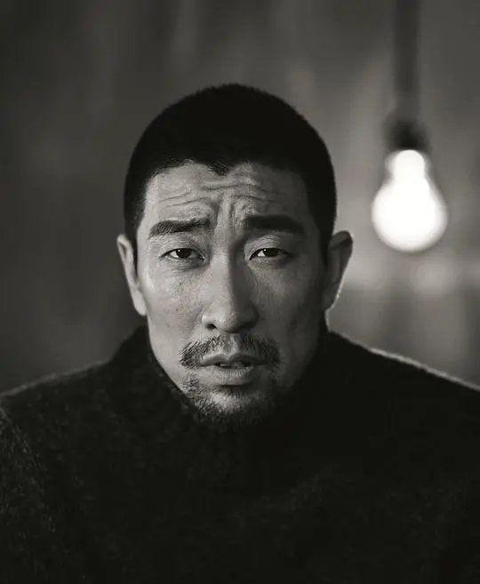 影帝|张馨予恢复营业，搭档韩庚、王千源出演缉毒电影，杀青海报有看头