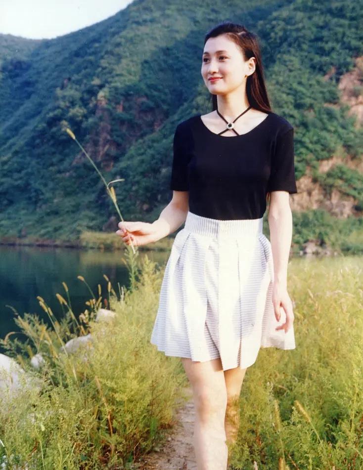 周里京|不满20岁，就与陈宝国周里京马晓伟先后饰演恋人，你知道她是谁吗