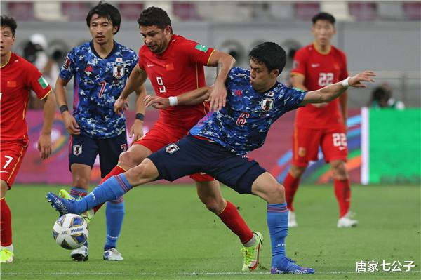 国足|竟同时和超5亿人对抗 下一步该怎么走？