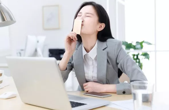 诚然情感之事 生辰信息，食神贴身，看你未来的事业运势如何？