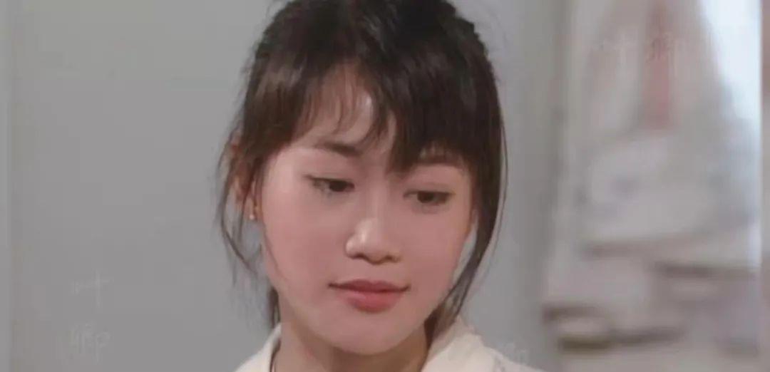 舒淇|晴格格塌鼻梁，嫦娥脸方，这10位女星不整容也好看