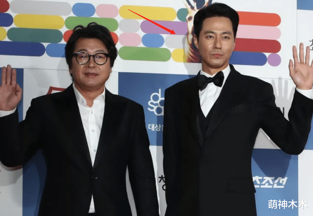 生图|外网曝光韩国青龙奖明星生图，油光满面脸僵嘴歪，宋仲基一脸憔悴