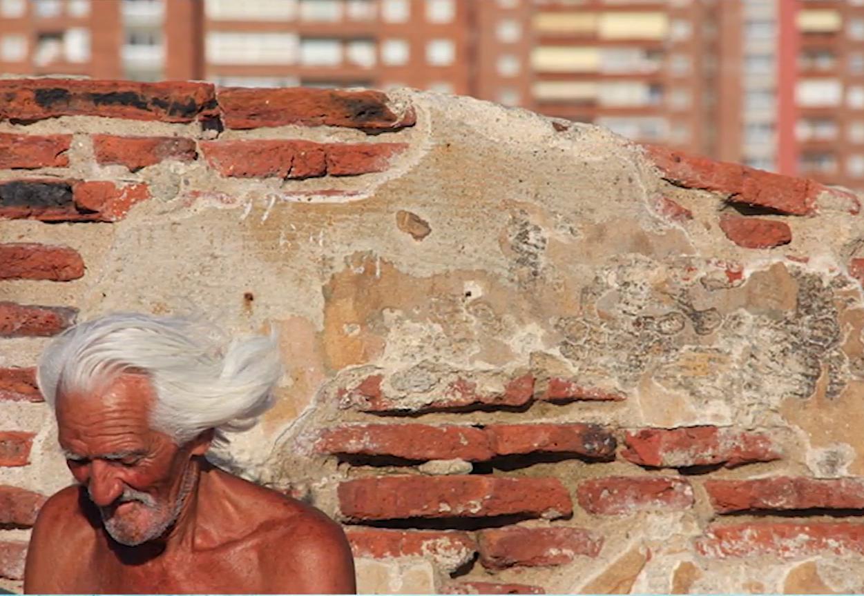 海之归墟|30张完美定时的街头照片，有趣的事情可能就在身边