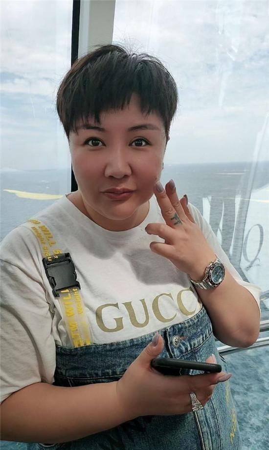 德云社|德云社集体为王惠庆生，栾云平画风独特，岳云鹏简单直接无配图