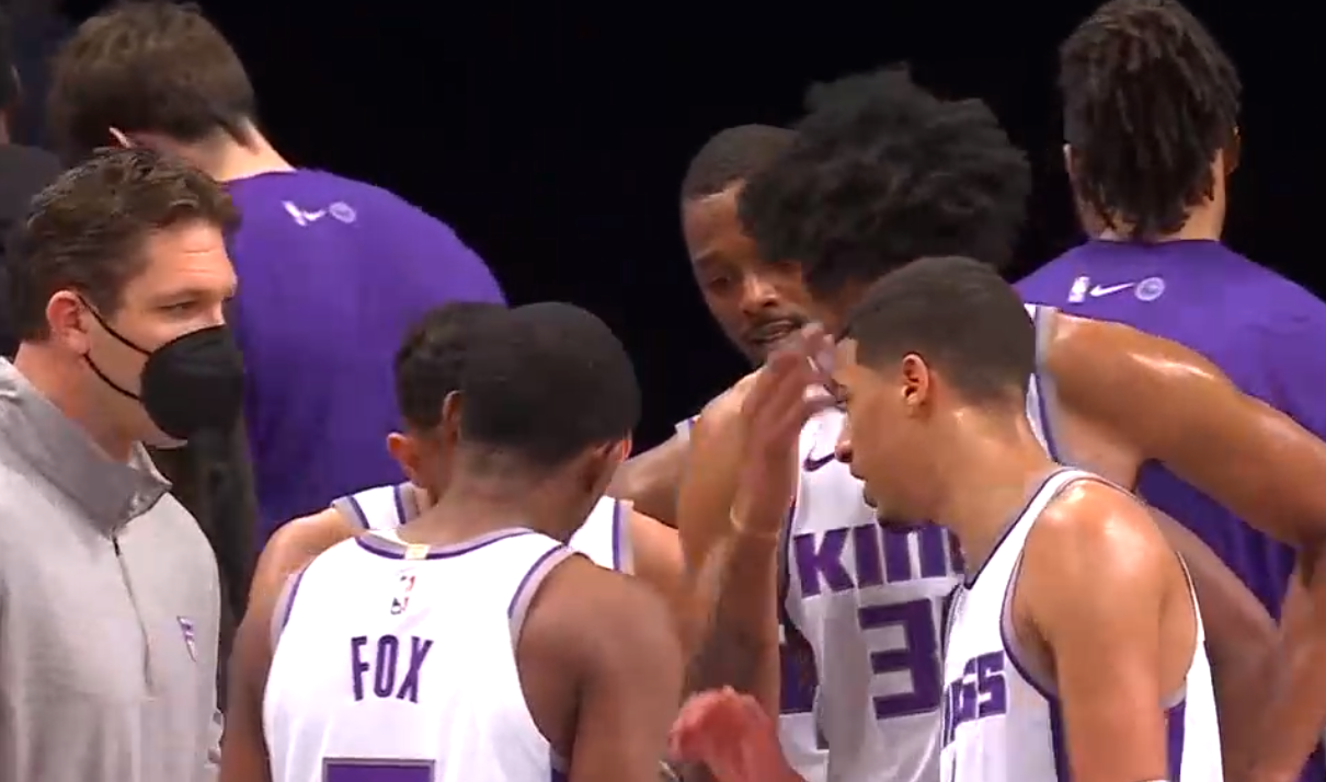 詹姆斯·哈登|三人20+豪取7連勝！哈登轟29分11板14助，奇兵29分驚艷：末節(jié)1分鐘8分！