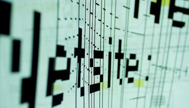 爱因斯坦 爱因斯坦曾有三个预言，两个已经实现，第三个预言至今无法验证