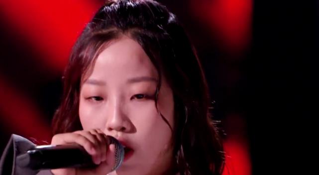 王菲|好声音唯一“男丁”遭淘汰，王靖雯成功逆袭，5强全剩女声