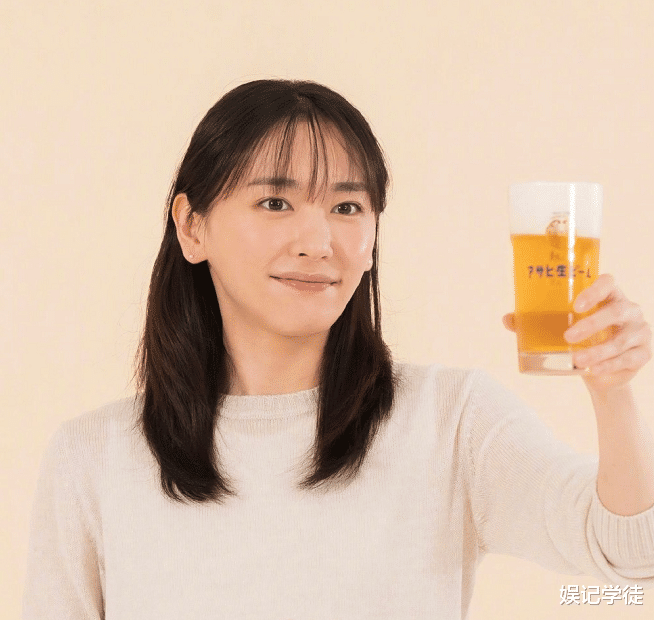 新垣结衣|33岁日籍女星婚后现身，出席活动被指“瘦脱相”，本人发文否认