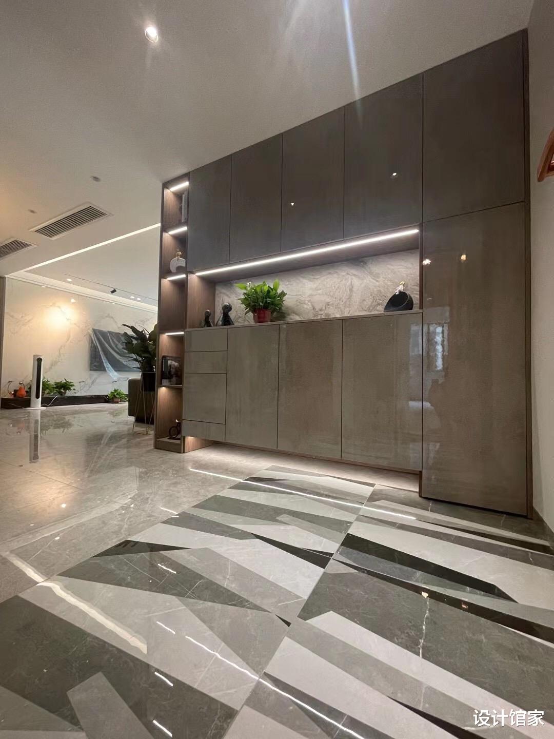 |新婚小夫妻的120平三居室,耐看又不容易过时,实景更有格调