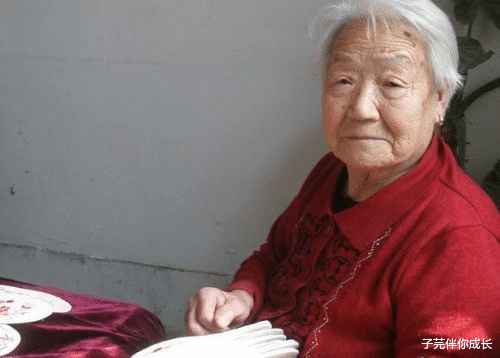 子芫伴你成长 一位89岁老人的忠告：晚年要想过得安逸，请牢记这4句话