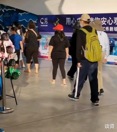 李湘|11岁王诗龄比李湘还圆润，肉嘟嘟的模样像极了王岳伦，身高快赶超妈妈