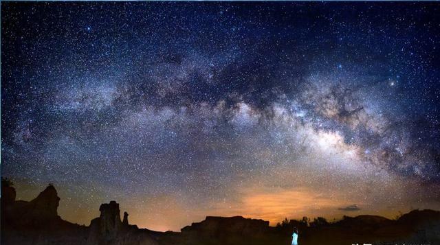 北斗导航 为什么北斗七星总是连在一起呢？