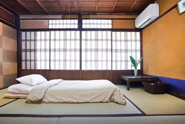 卧室|国内“室内高度”通常2.7米，为什么日本低了近半米？听完才明白