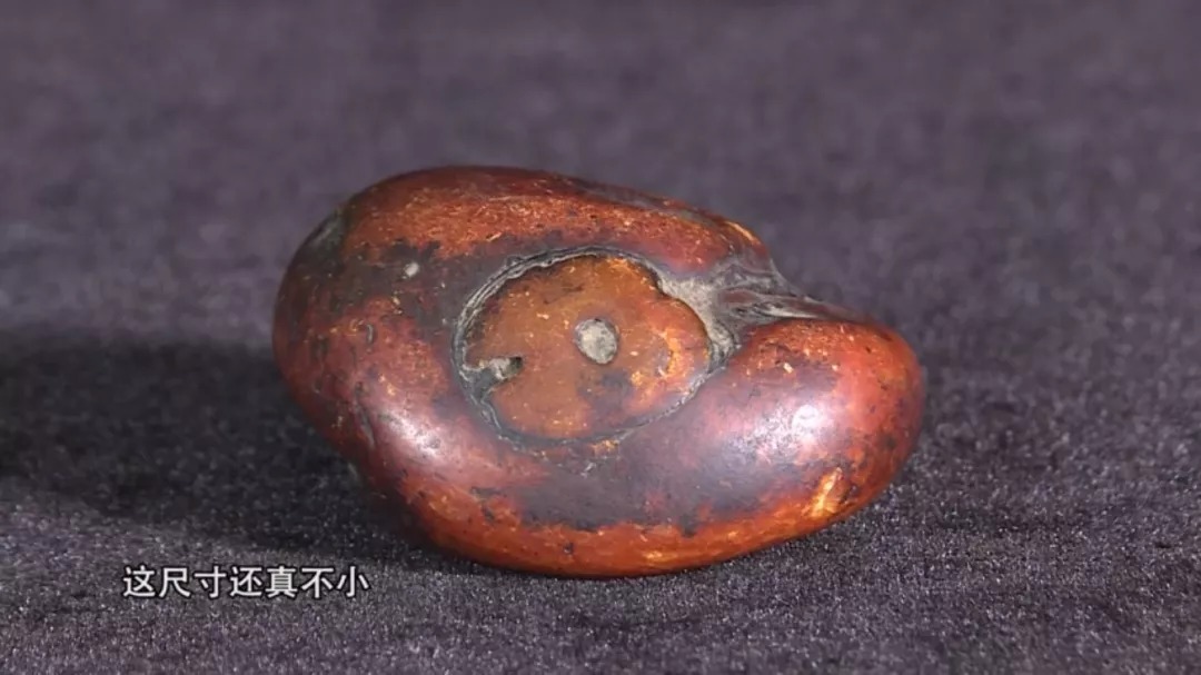 雕刻|聊聊红皮老蜜蜡