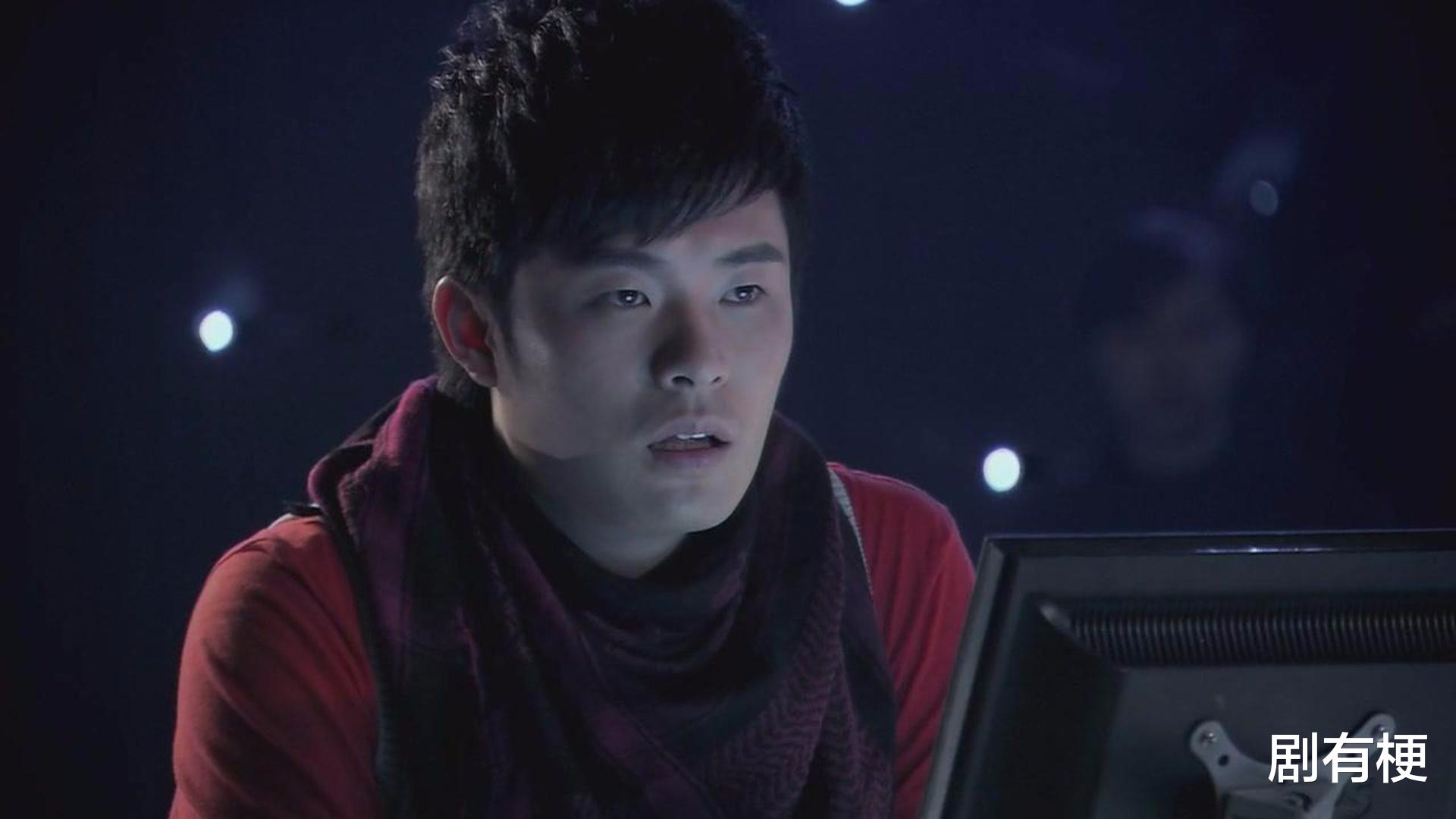 爱情公寓|《爱情公寓》那些角色学历到底有多高？几乎就没有低学历的