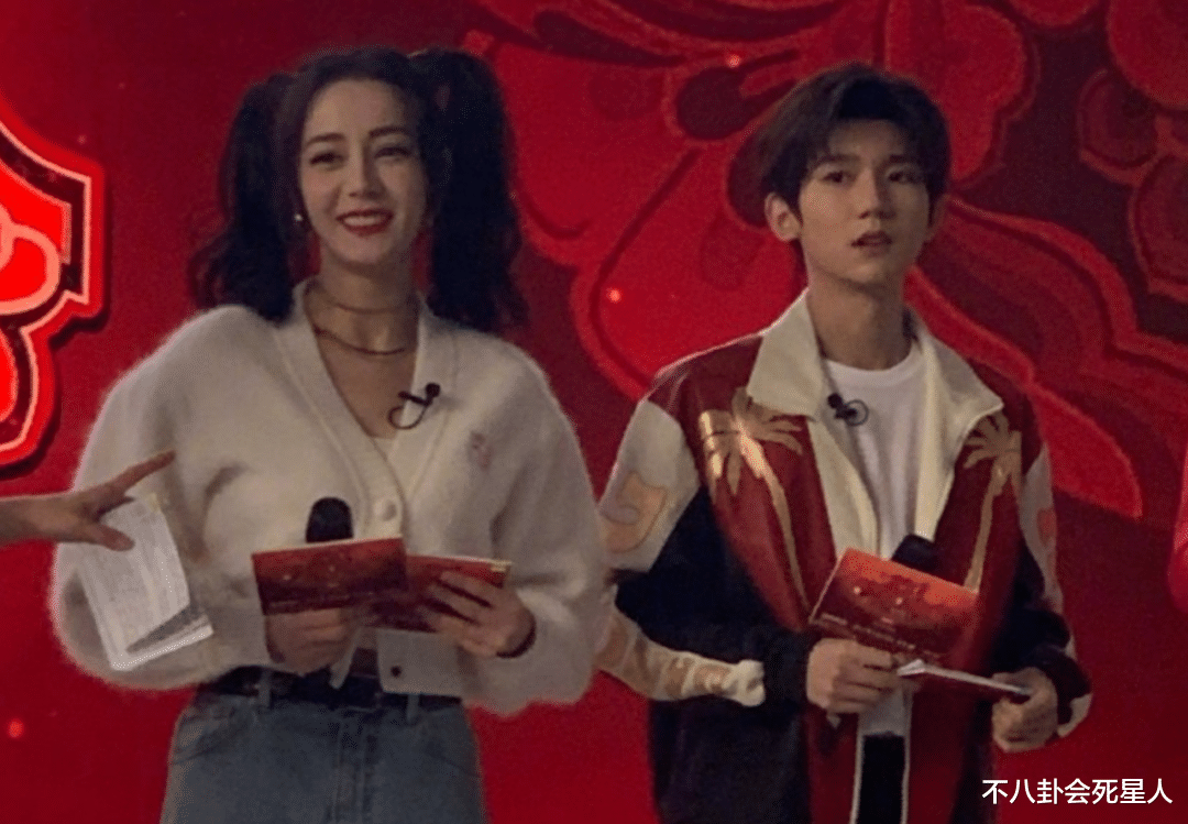 王源|TFBOYS颜值集体下跌，王源满脸痘千玺发腮，王俊凯也变奇怪