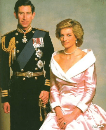 许晴|哈里出生时那一头红发，刺痛查尔斯敏感的心，和戴安娜彻底翻了脸