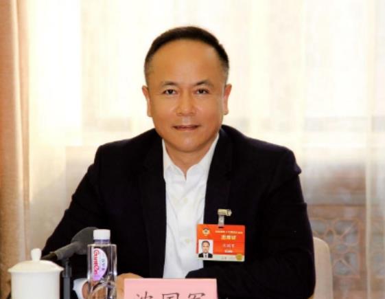 阿里巴巴|银泰集团沈国军：被马云视为好友，拥有39座大厦，还娶了明星老婆