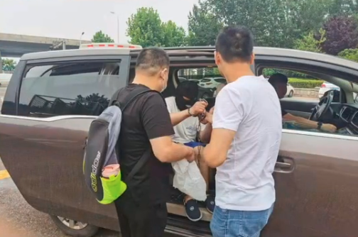 外卖小哥 杭州女老板欠钱不还,提出以嫖资形式抵债,男子将其杀害潜逃14年