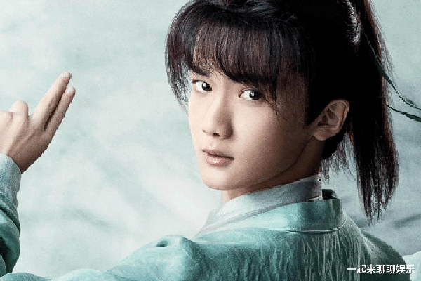 山河令|《山河令》演员微博简介，龚俊敬业，看到张哲瀚，有意思