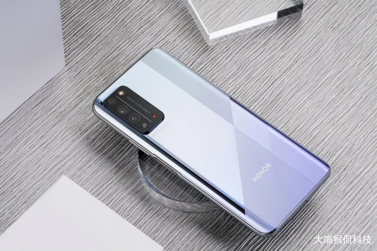 华为鸿蒙系统|降到1799？鸿蒙+麒麟处理器+5G，还值得入手吗？