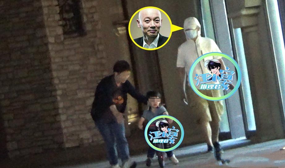 陈坤|64岁葛优一家三口罕见同框,3岁儿子乖巧可爱,戴两层帽子防人识