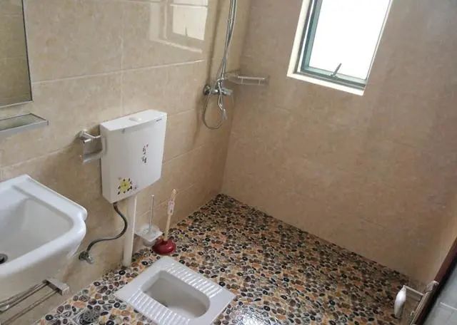 10万块的新房装修，全贴瓷砖，效果真不错呦，值得学习