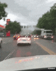 时尚炫点 “前租客留下的,在床底下发现的,会不会不干净???”