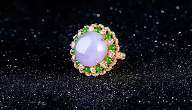 翡翠|80000元和800元的翡翠有啥区别