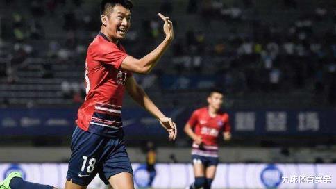 孙凯|曾跟武磊齐名的申花弃将，本轮在新东家爆发，成球队保级英雄
