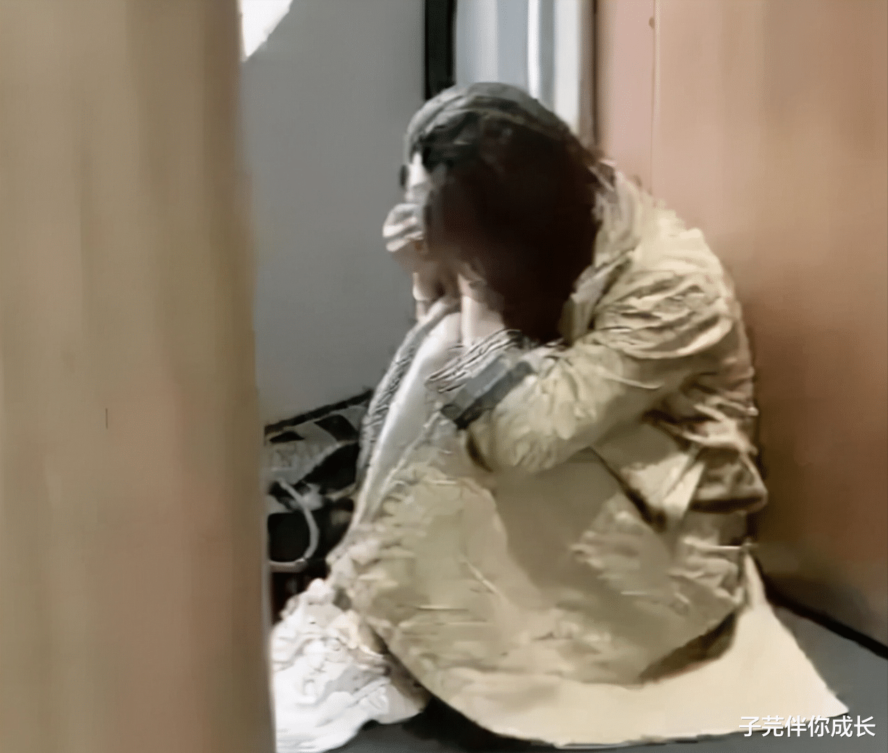 子芫伴你成长 下班路上偶遇前夫，34岁女子失声痛哭：你的幸福，是我放不下的痛
