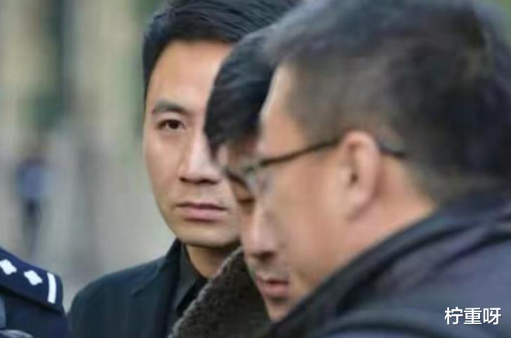 柠重呀 党律师涨粉数十万后，频繁开直播，为何不回答网友心中疑问