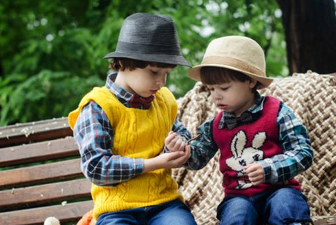 知一先生|牛年带泽字的男孩名字 男孩带泽字寓意好的名字