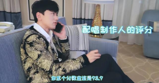 谢娜|谢娜跨年晚会表演失误，忘记戴耳返唱歌跑调，张杰电话反应高情商