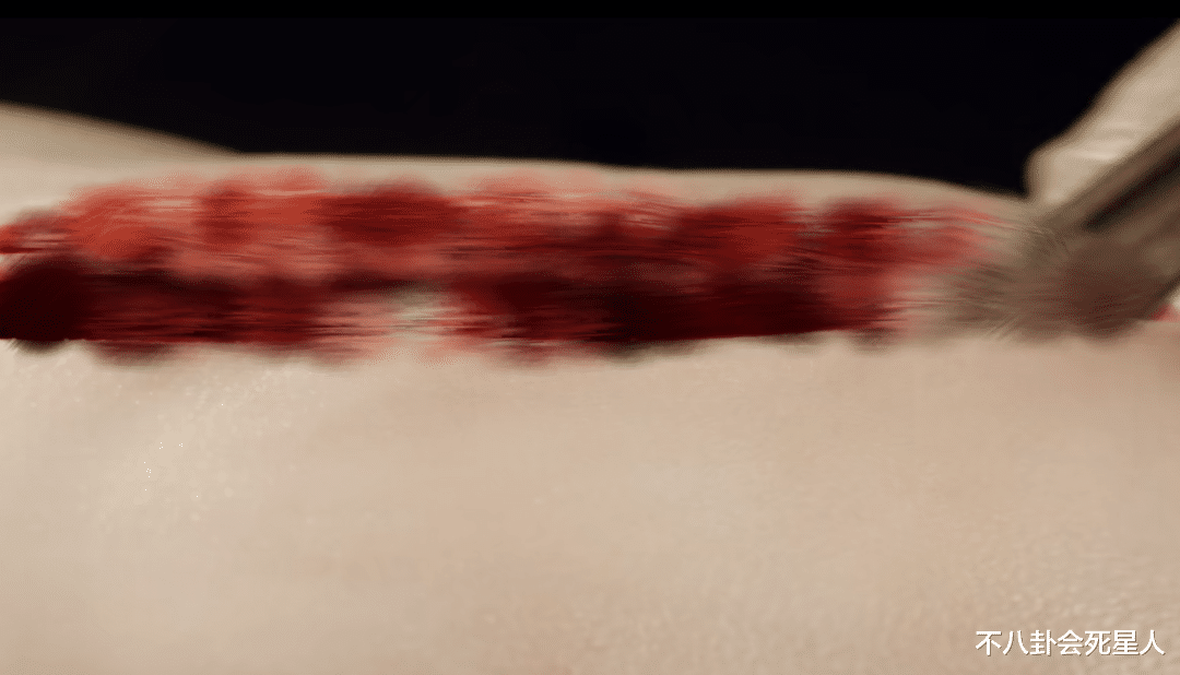 赵丽颖|赵丽颖新剧播出！台词演技都被吐槽，董子健含胸驼背仪态差