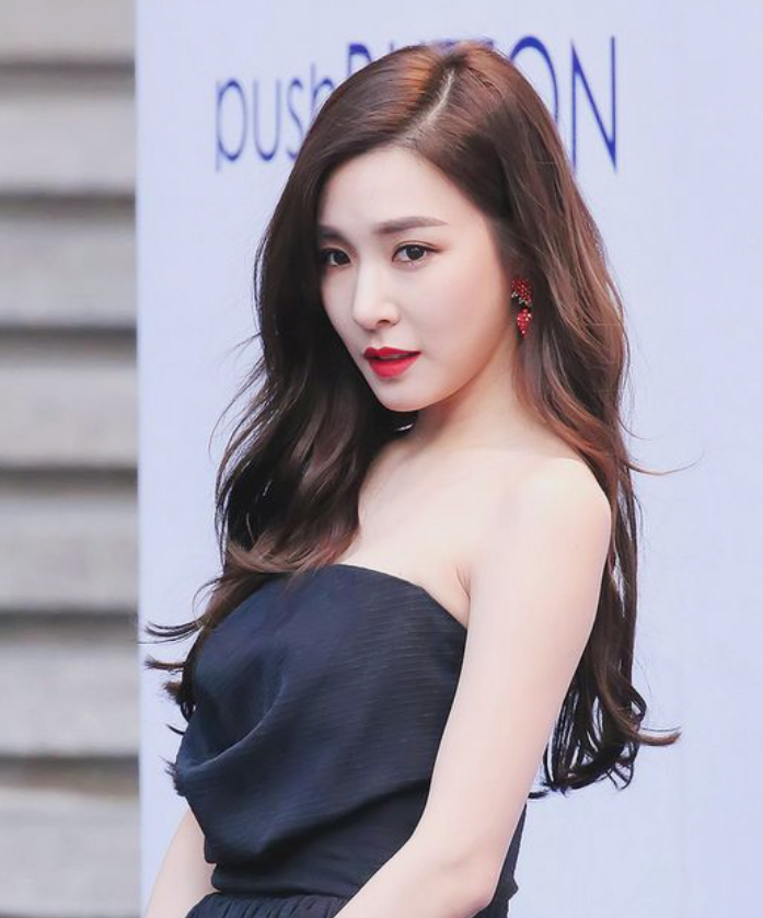 林允儿|Tiffany：少女时代成员，她和林允儿谁漂亮