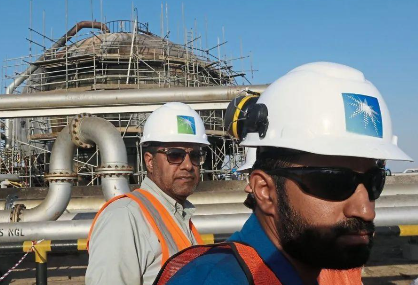 石油 一年净赚5700亿荣获世界第一，是阿里的3.8倍，超越中国烟草