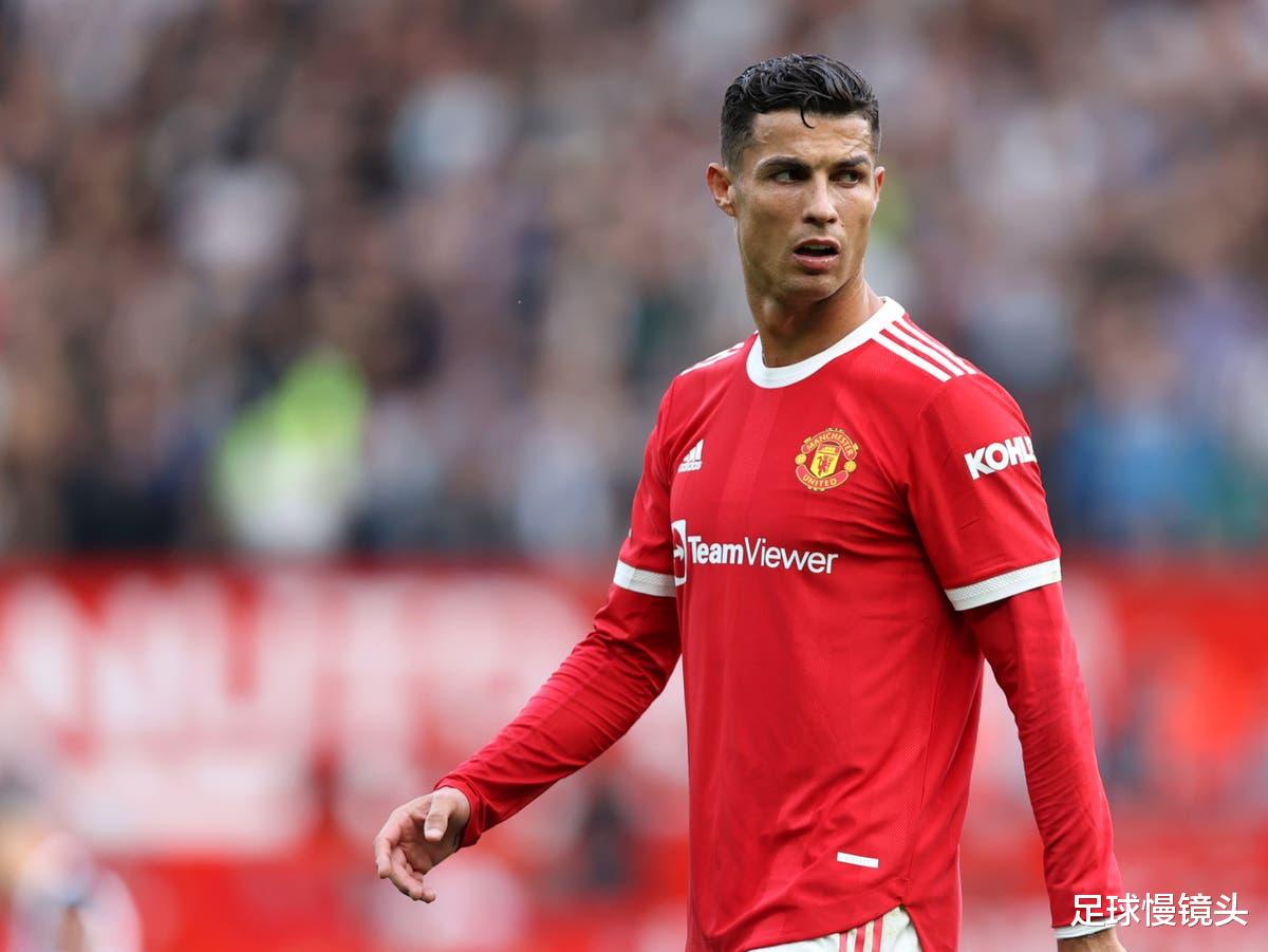 C罗|8-4！C罗8大指标领先英超巨星，却遭FIFA无视，足坛丑闻诞生