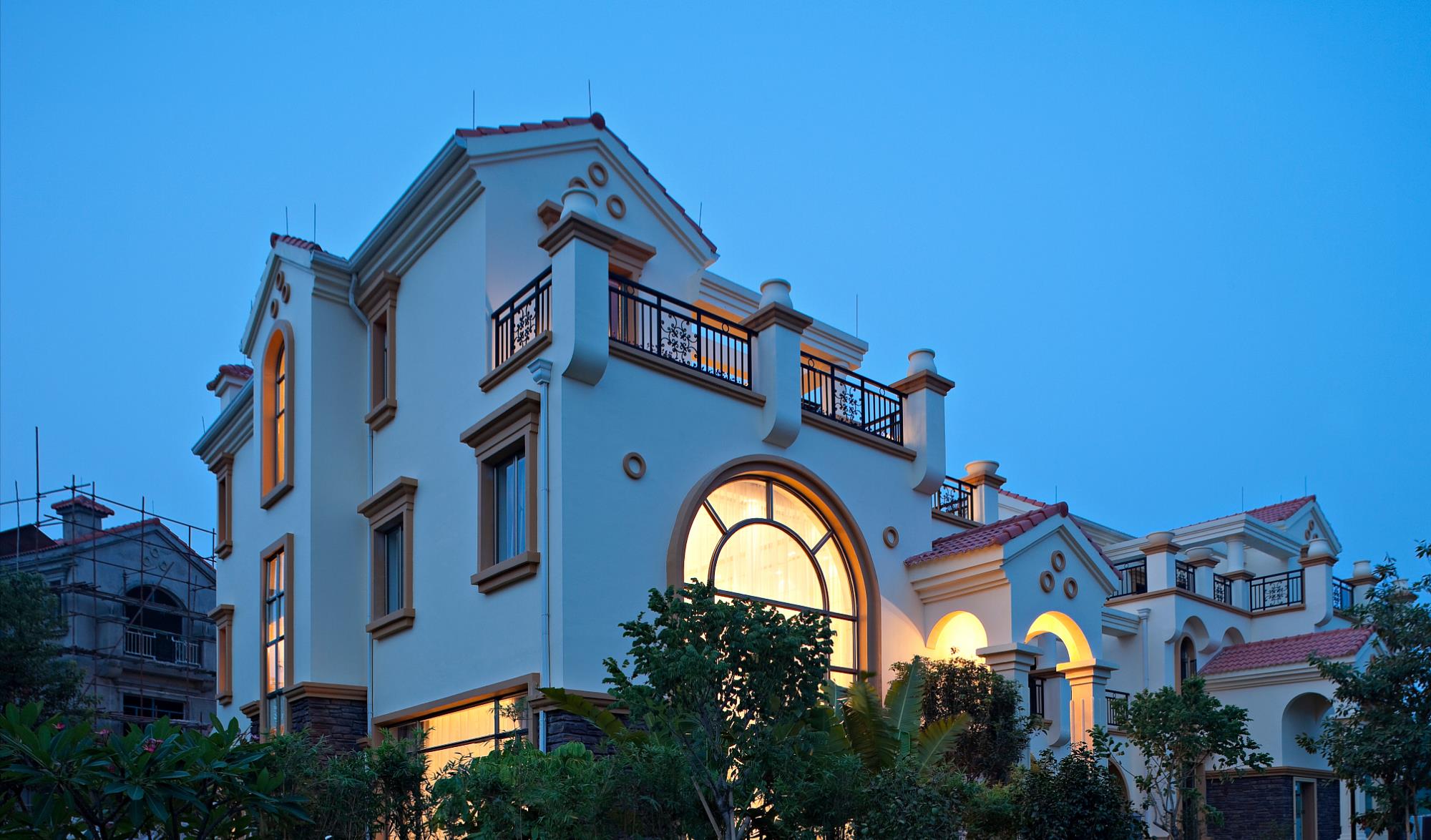 情微说|别墅不吃香了？越来越多的人选择搬回小区，专家揭露4点硬伤