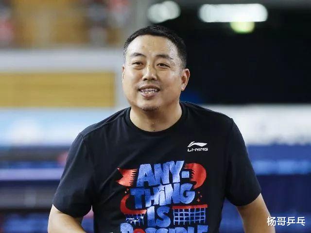 郑益昕|连胜男乒前两号主力，周启豪一黑到底夺冠，刘国梁表情复杂地笑了