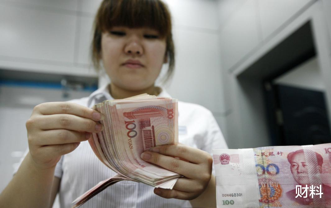 医生|国内工厂“用工荒”，外企工厂却“抢着进”，问题出在哪里？