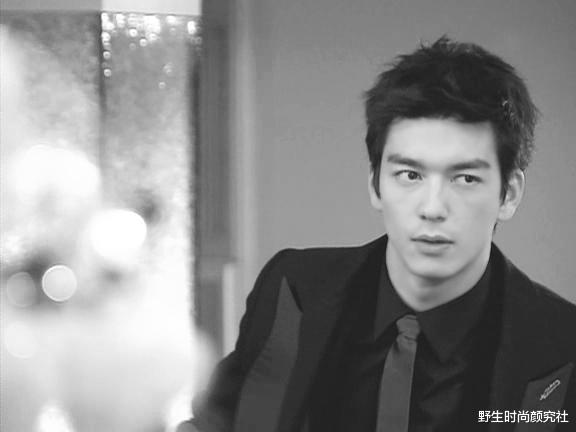 丹尼斯·吴|男二号长成这样，男主角不火也能理解了吧？