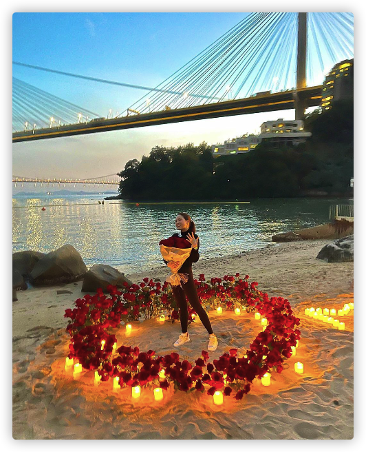 朱之文|25岁港姐被求婚成功!钻戒大到反光唯美浪漫,此前因失业被迫转行