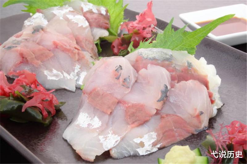 日本發明的“骨泳”，將活魚肉剃光，再放回缸裡，魚還活著-圖7