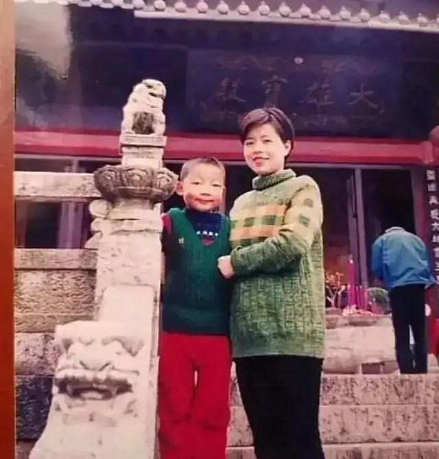 许敏|许敏只是想把爱给自己的孩子，却遭到黑粉的诋毁，她难道有错吗