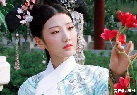 杨蓉|十位古装拈花美人，杨蓉醉人，李沁清新，但均不及她惊艳