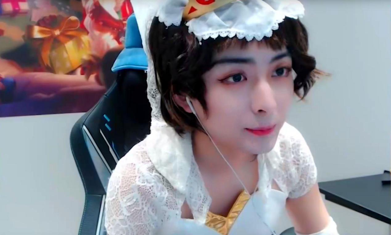 clearlove|神鸡营被踢主播SOLO击败赖神,赖神直言克制问题!副营长颜面尽失