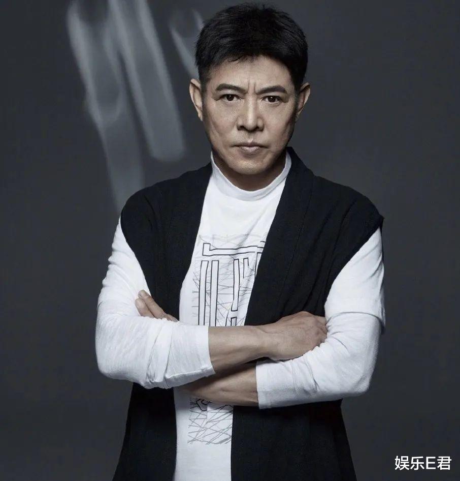 陈飞宇|陈飞宇放弃美国国籍，网友纷纷欢迎回家，刘亦菲看到该头疼了