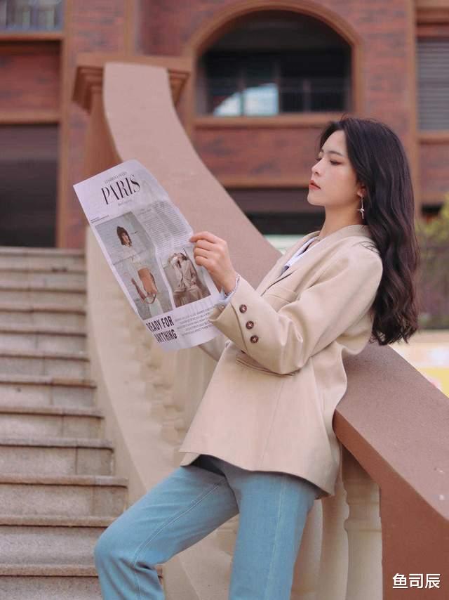 鱼司辰|秋游该这么穿，惊艳所有人，针织开衫搭配半身裙简约洋气，超好看