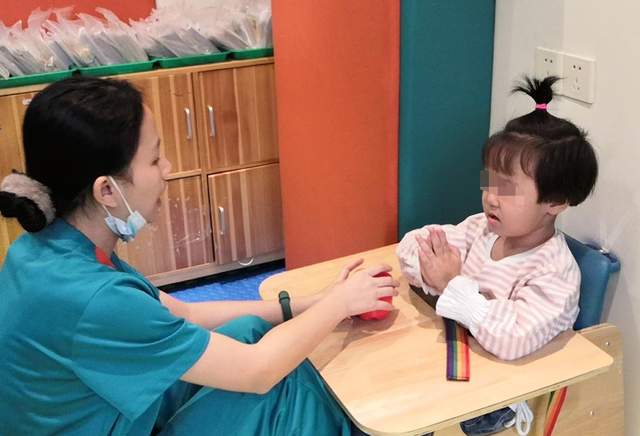 粤儿悦康 天使科普：自闭症干预4个阶段，你家孩子现在属于哪个阶段？
